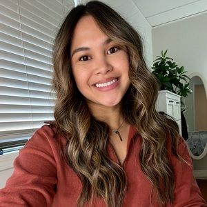 Meet your Posher, Raine